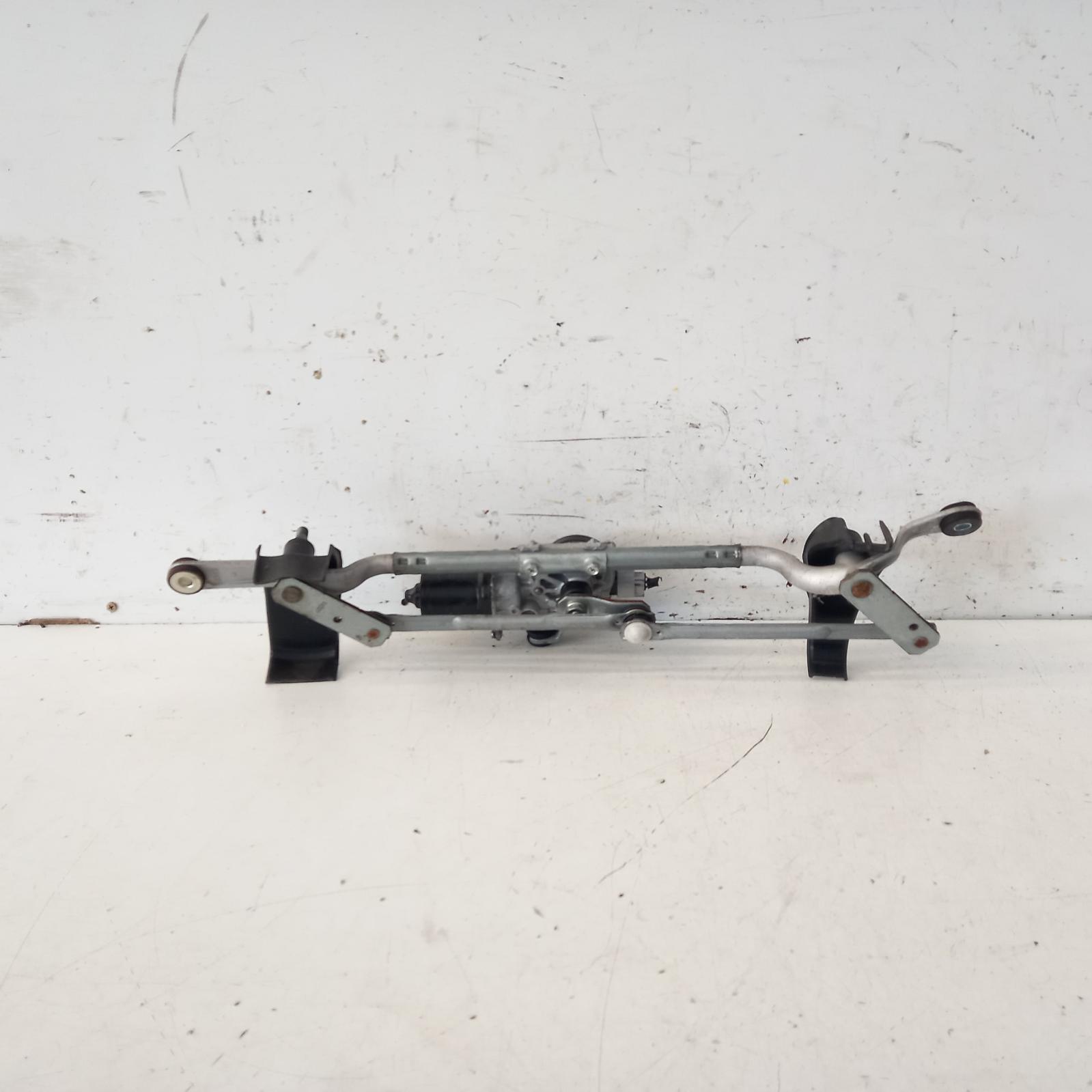 View Auto part Wiper Motor Mazda 3 2015