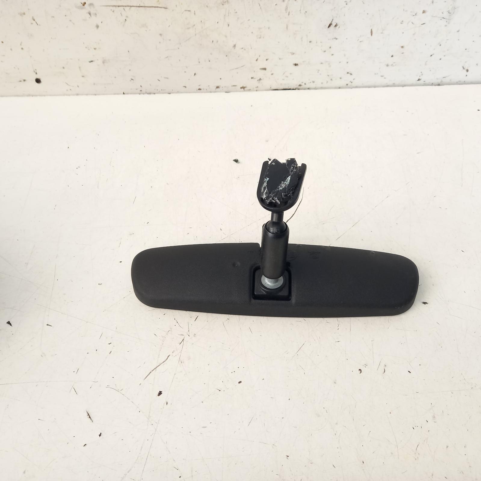 View Auto part Interior Mirror Mazda 3 2015