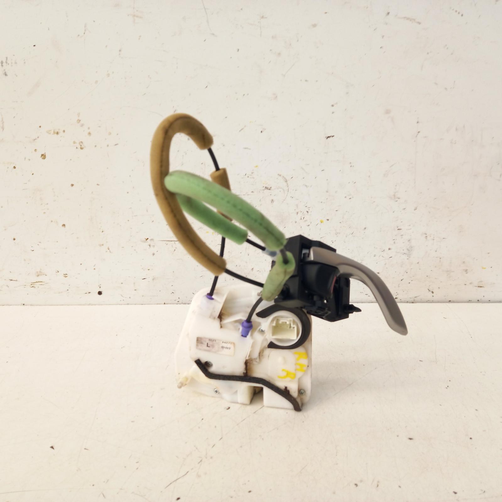 View Auto part Door/Boot/Gate Lock Mazda 3 2015
