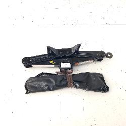 View Auto part Jack Mazda 3 2015