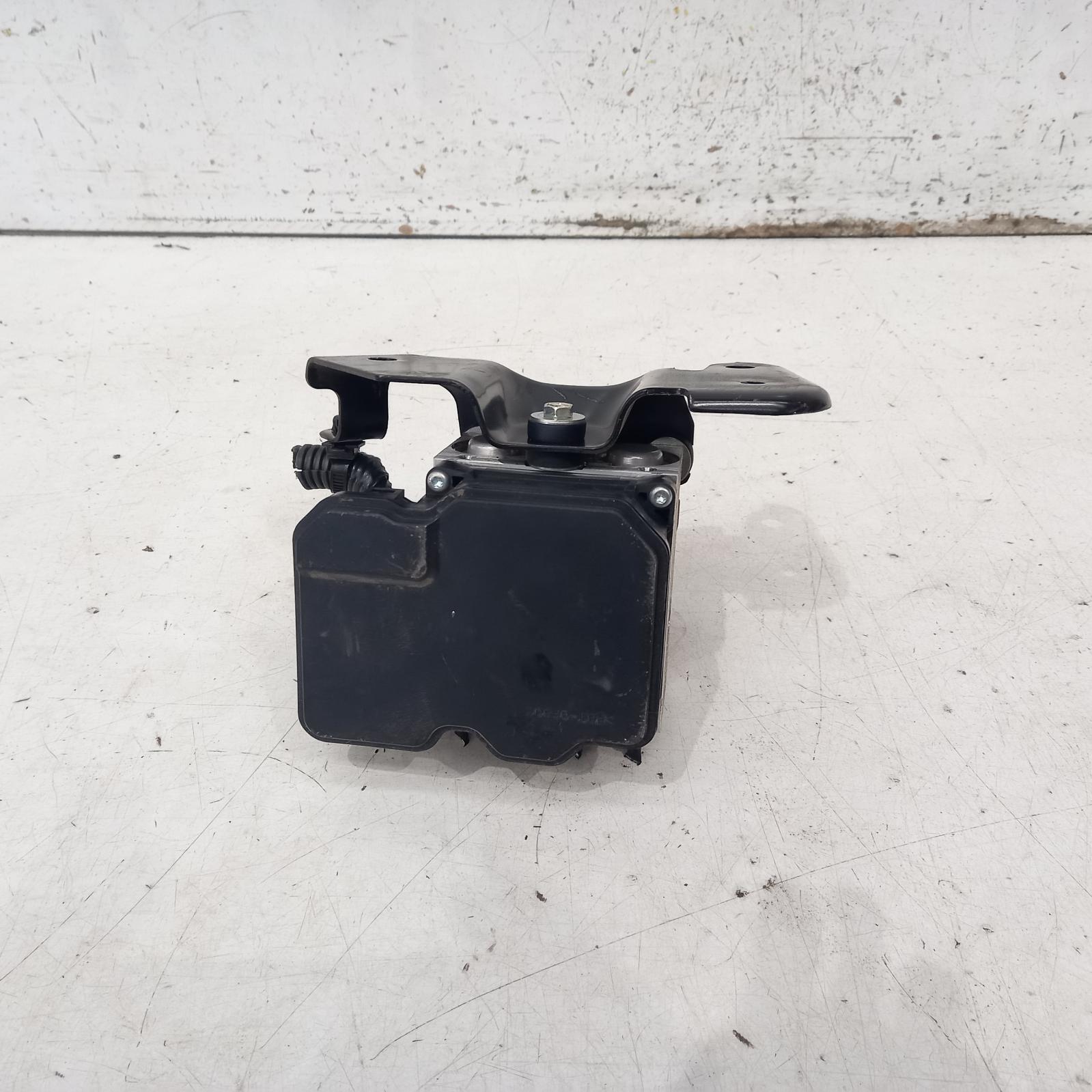 View Auto part Abs Pump/Modulator Toyota Hilux 2019