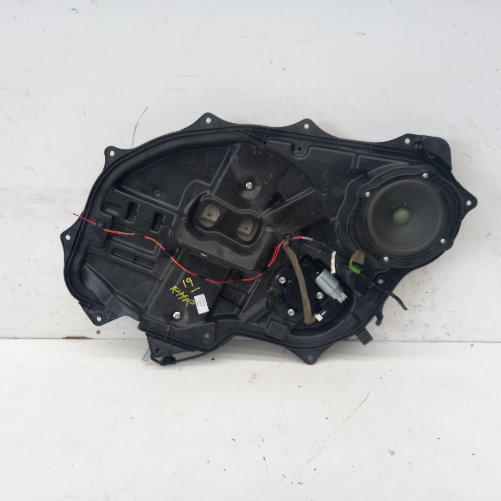 View Auto part Right Rear Wnd Reg/Motor Mazda Cx9 2015