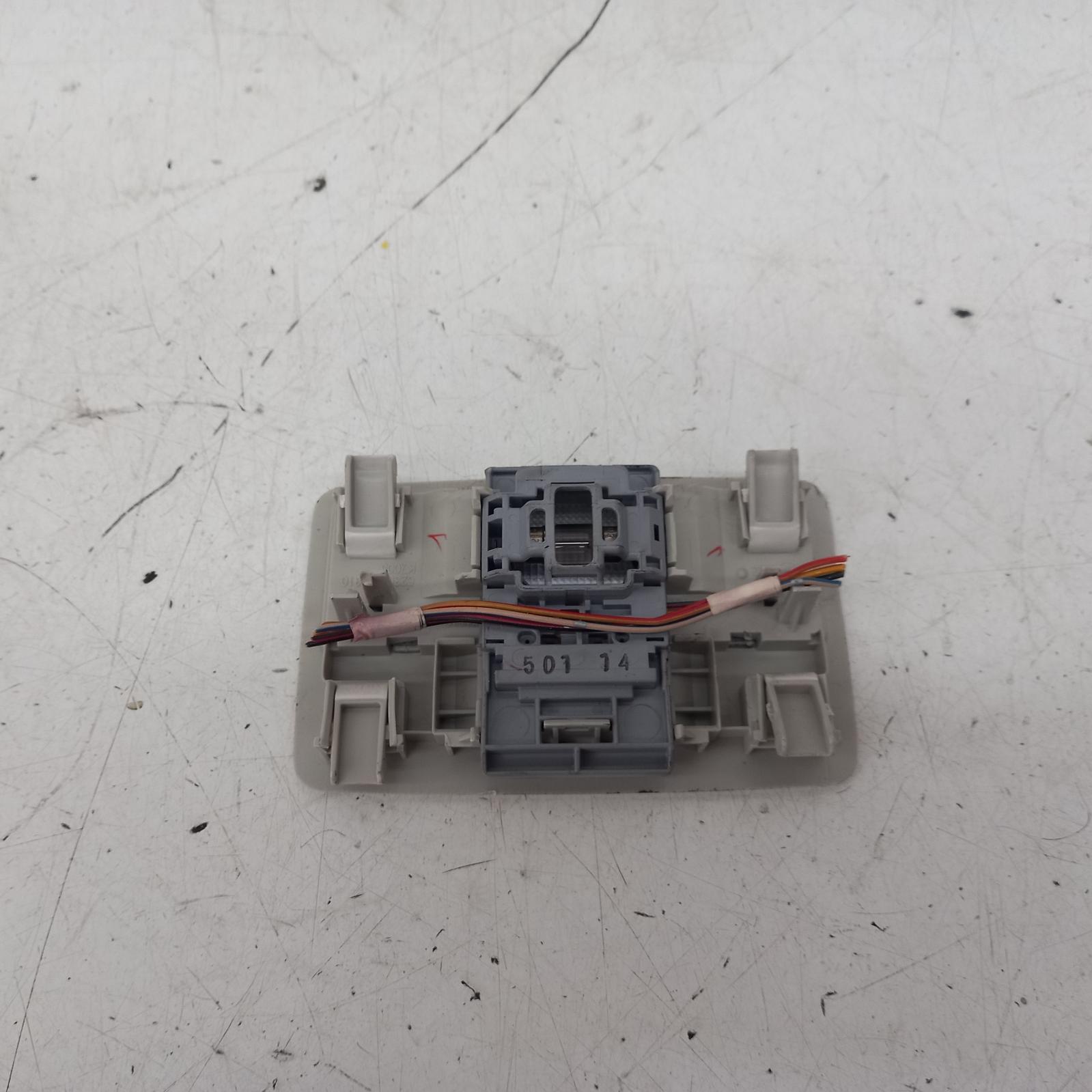 View Auto part Courtesy Light Mazda Cx9 2015