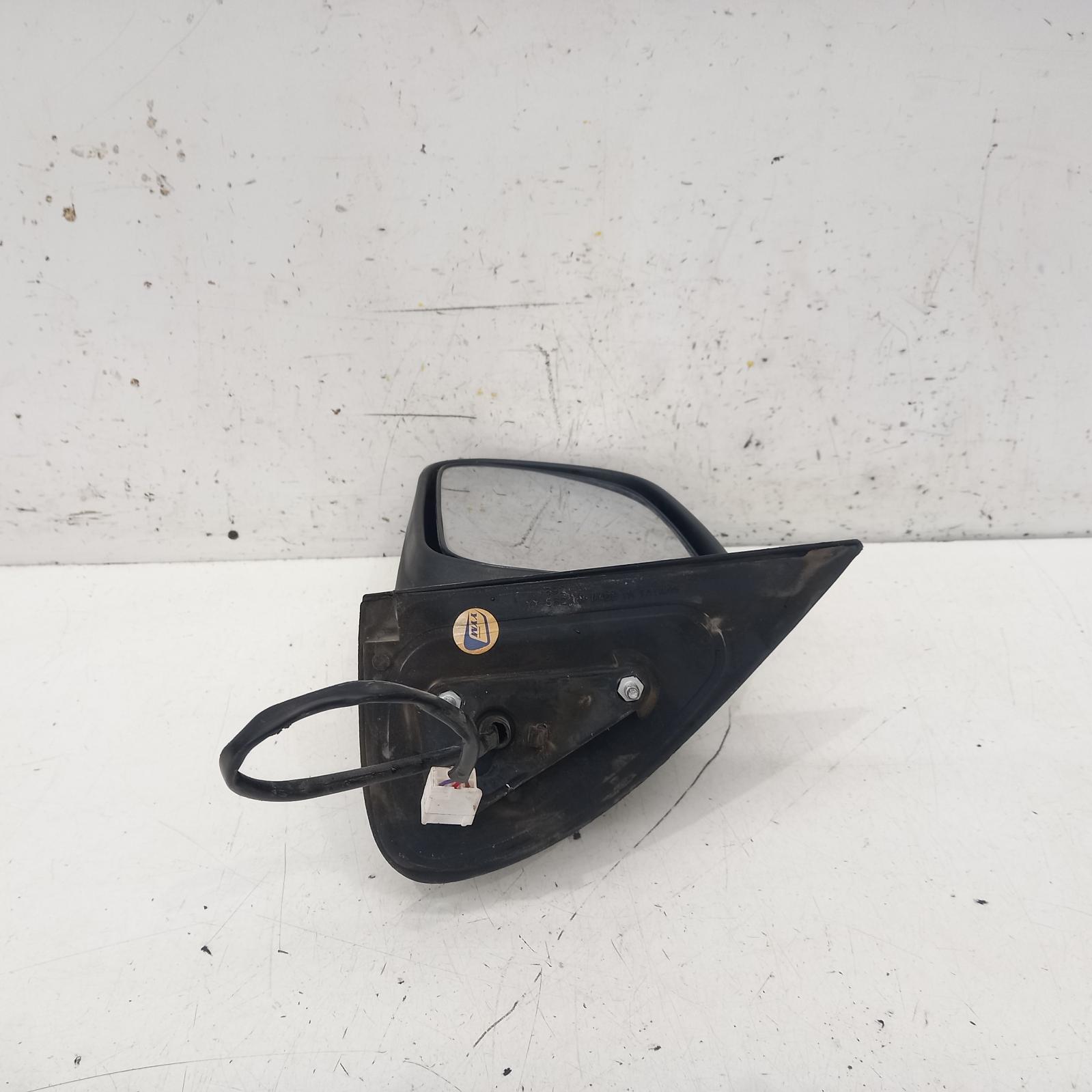 View Auto part Left Door Mirror Toyota Hilux 2006