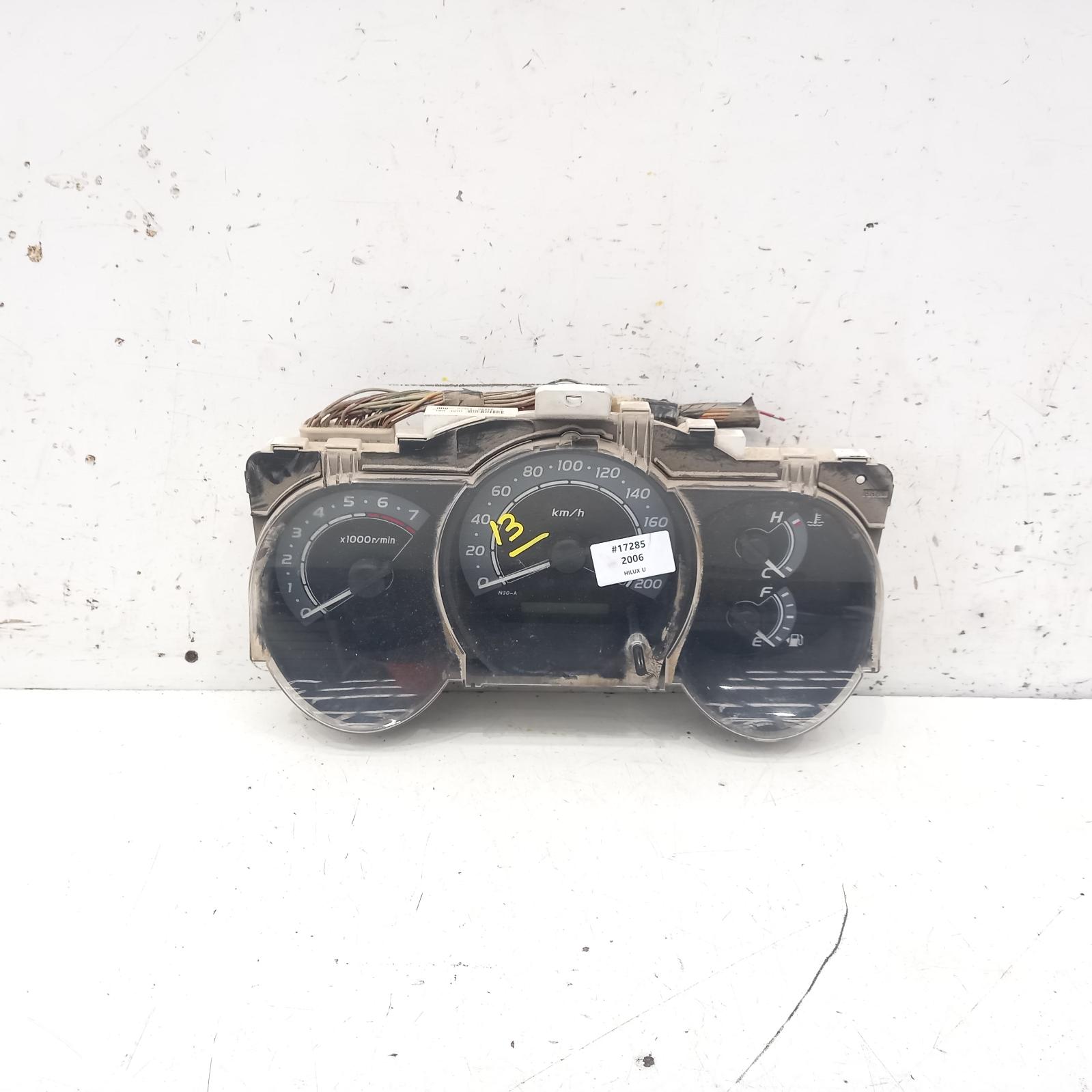 View Auto part Instrument Cluster Toyota Hilux 2006