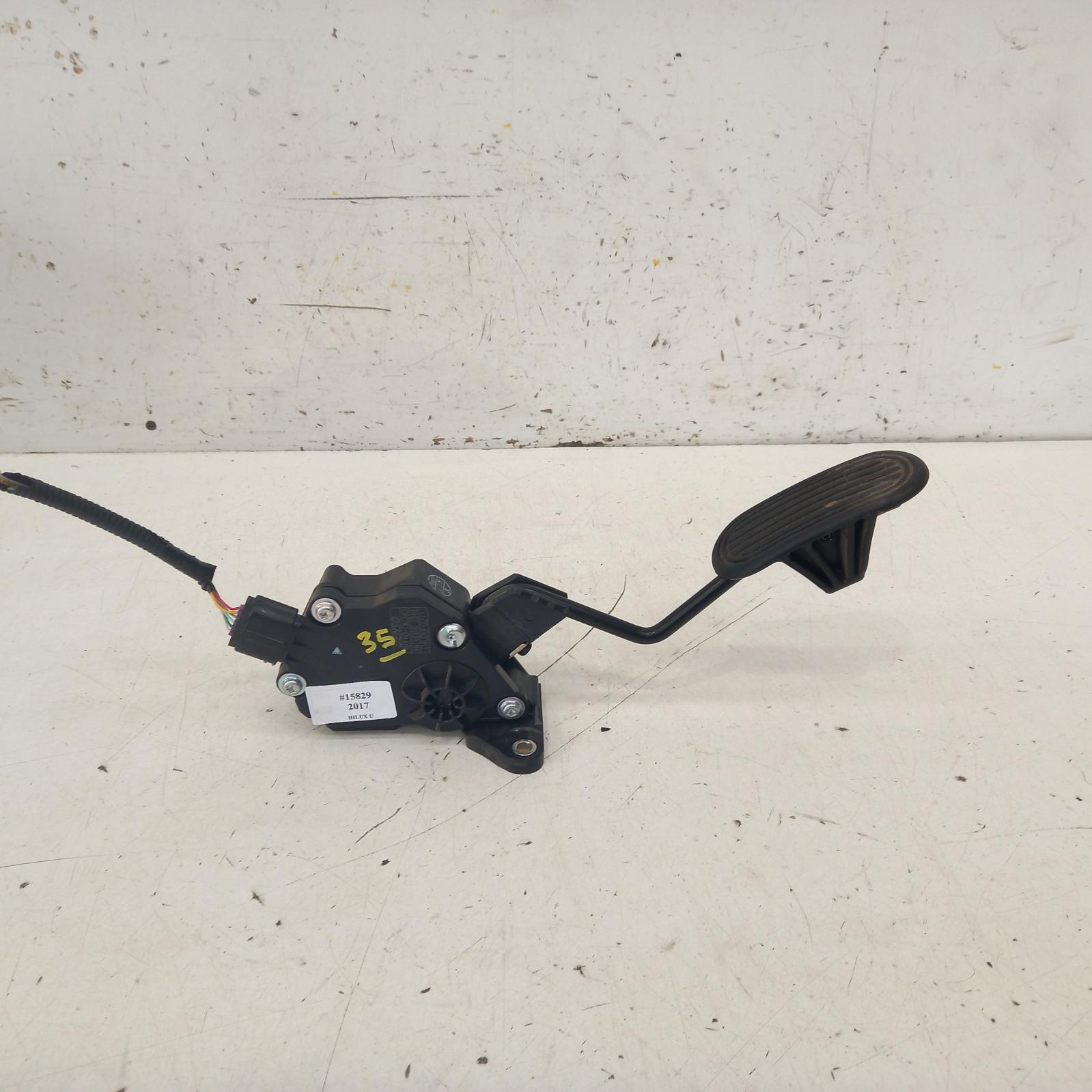 View Auto part Pedal Assembly Toyota Hilux 2017