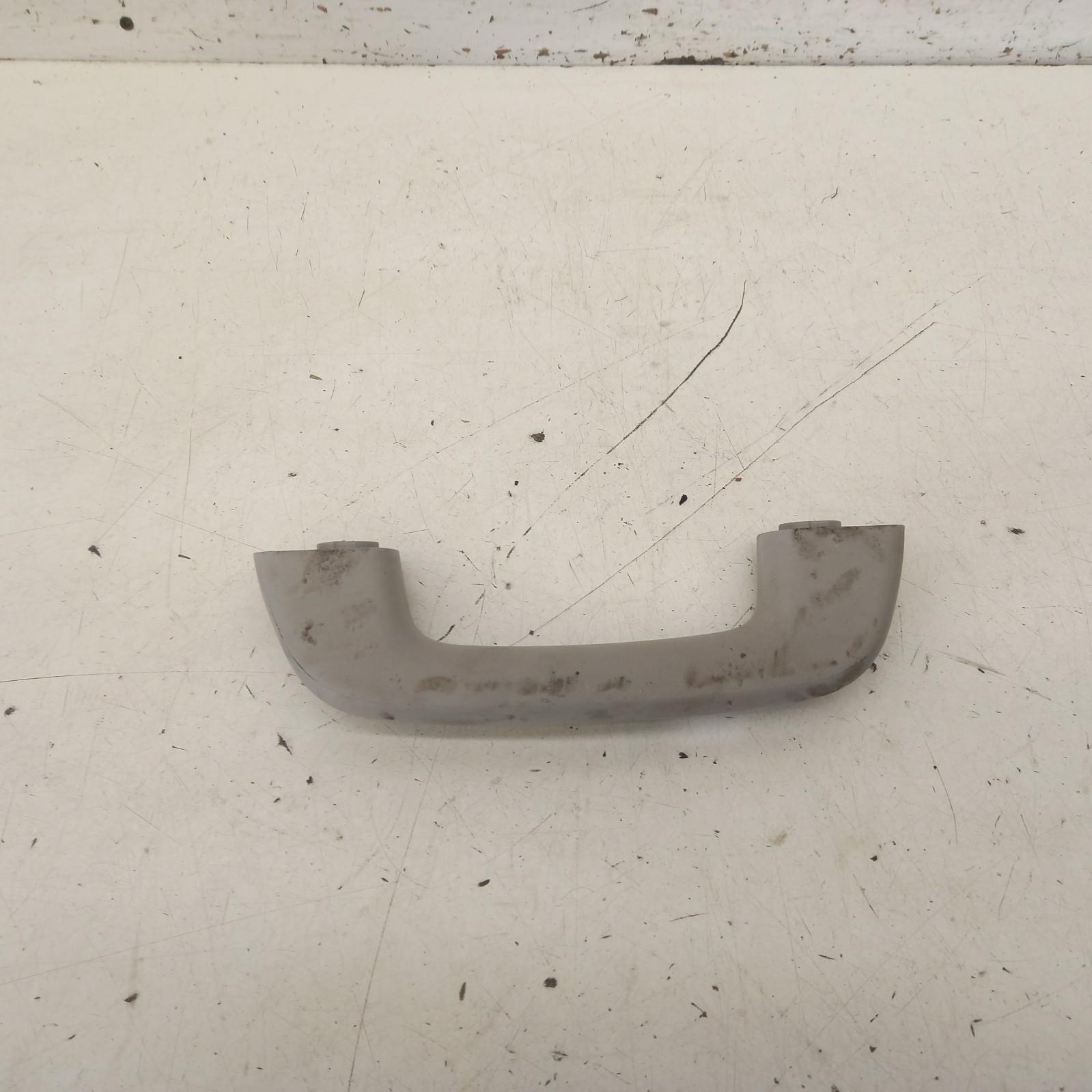 View Auto part Grab Handle Toyota Hilux 2017