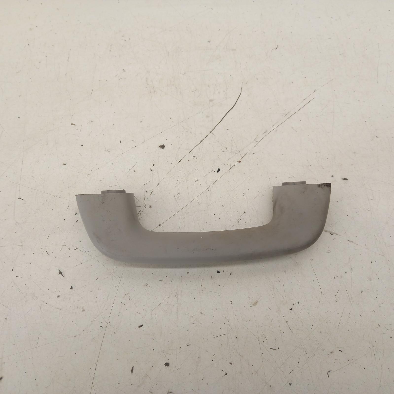 View Auto part Grab Handle Toyota Hilux 2017