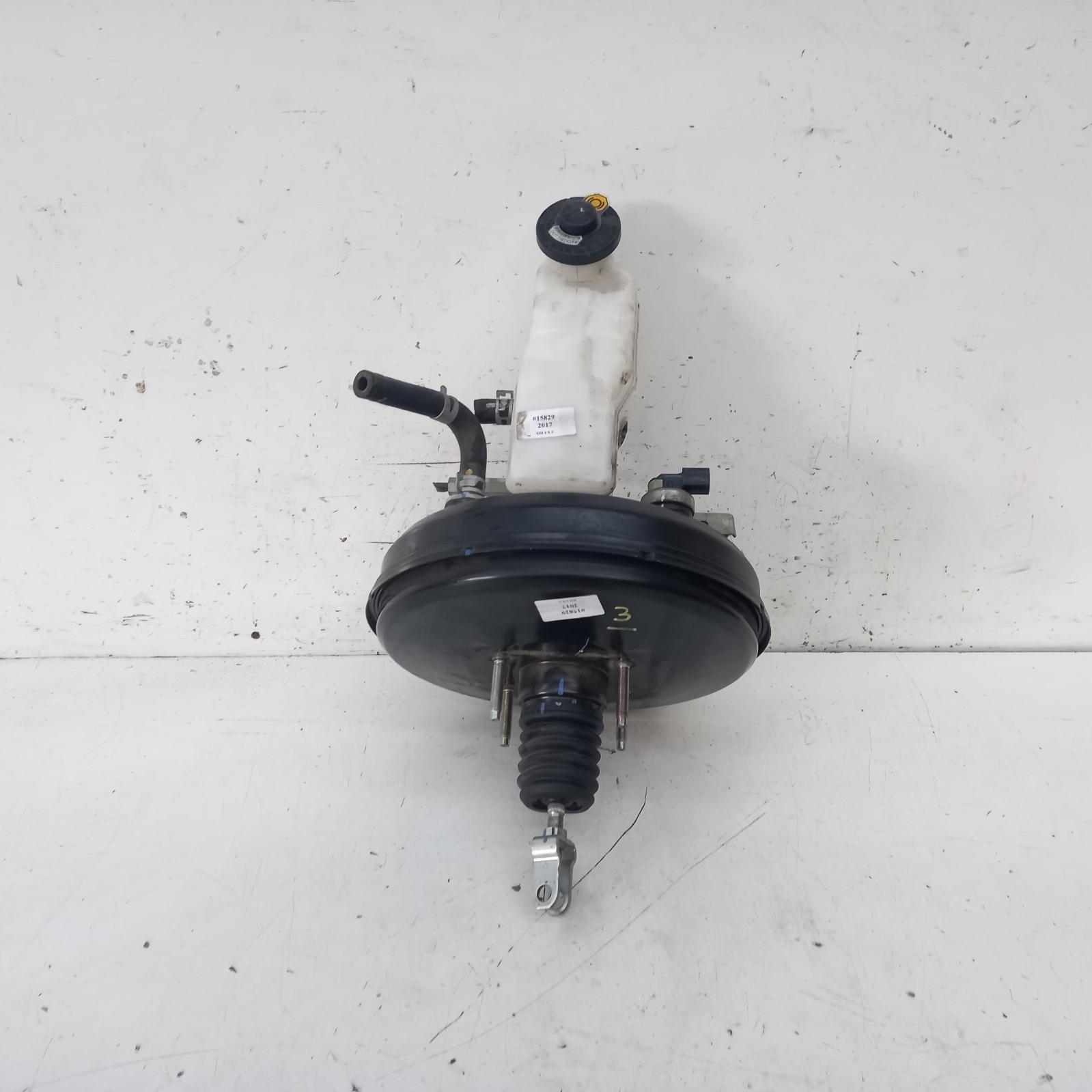 View Auto part Brake Booster Toyota Hilux 2017