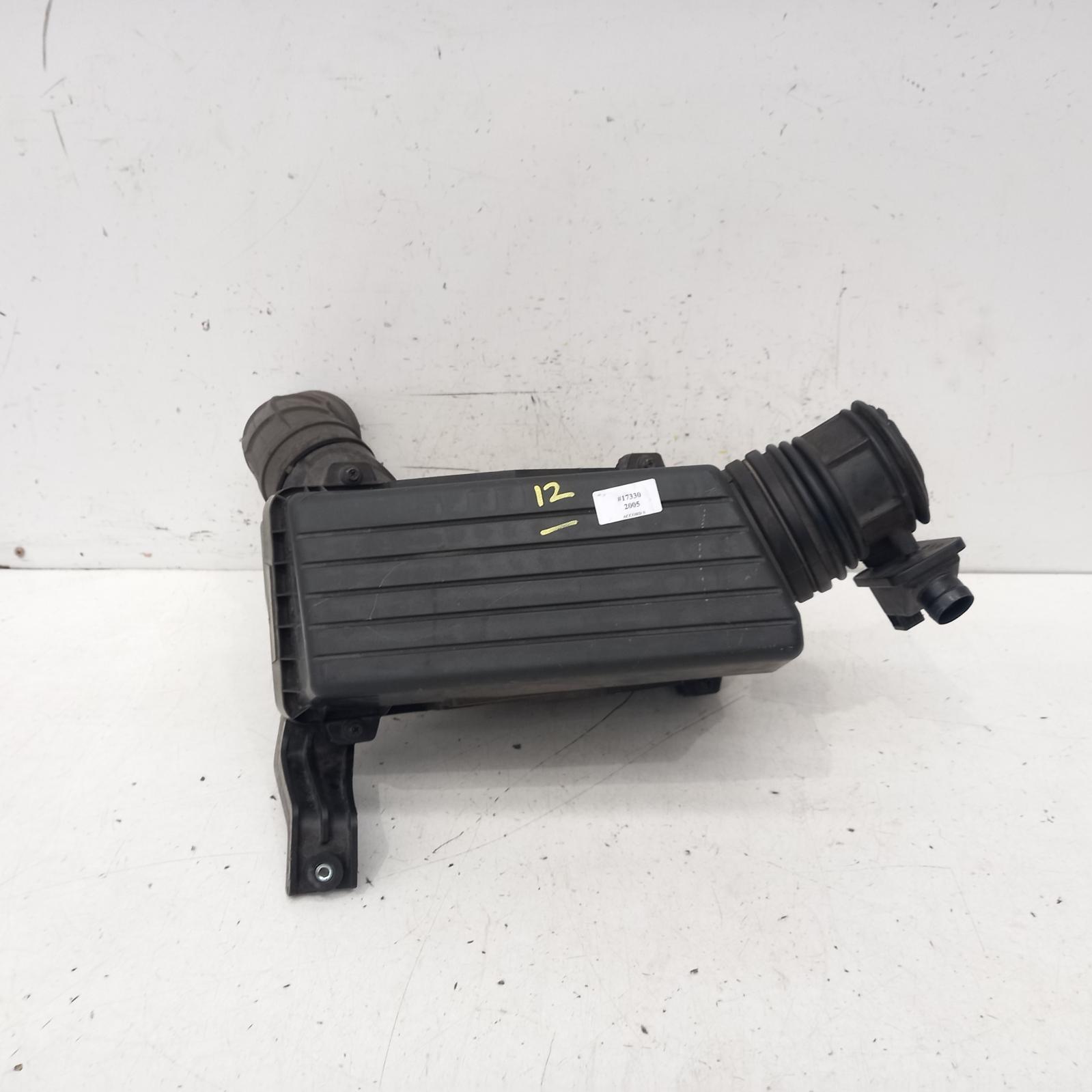 View Auto part Air Cleaner/Box Honda Accord 2005