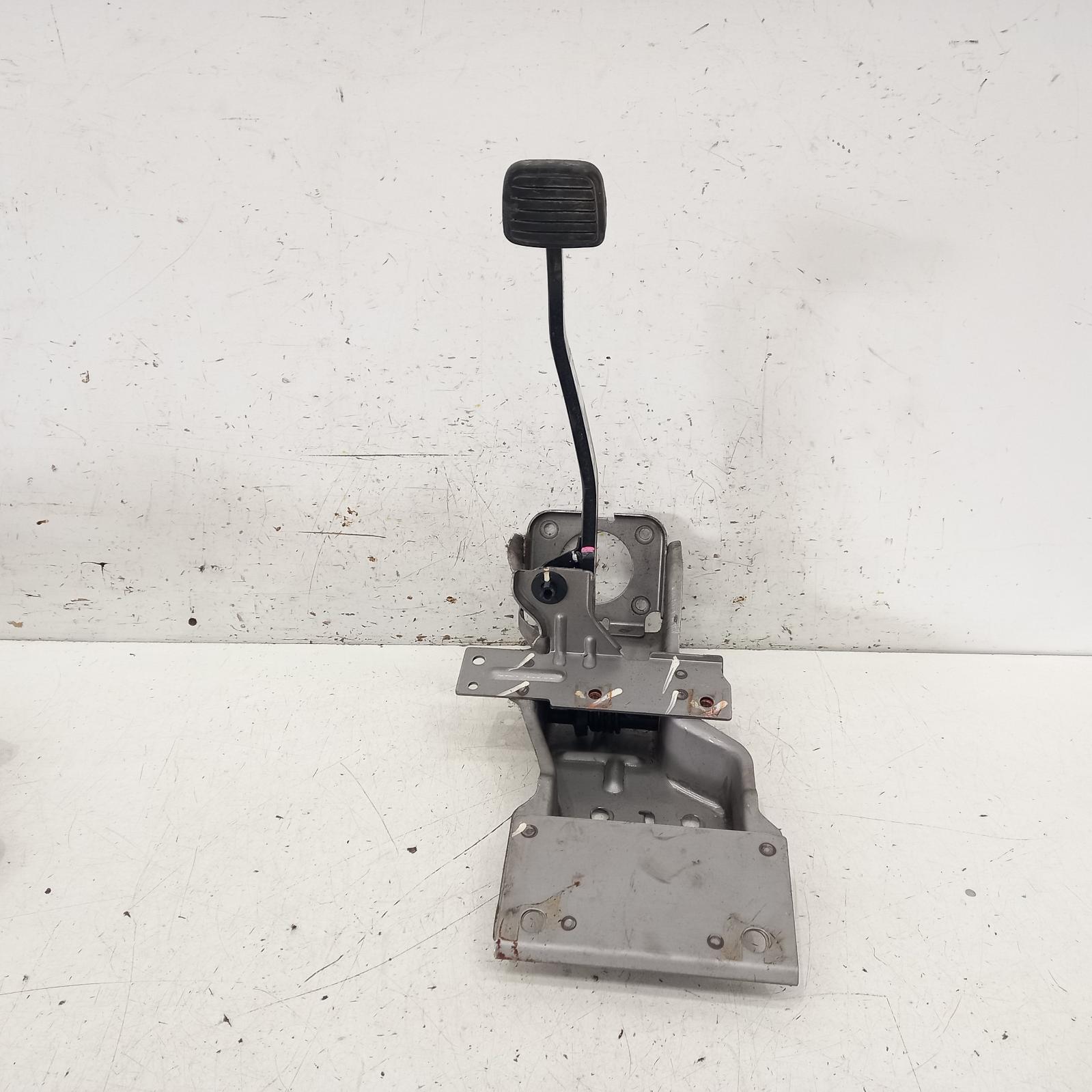 2007 Holden Rodeo Pedal Assembly View Auto part Pedal Assembly Holden Rodeo 2007