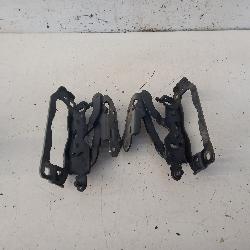 View Auto part Bonnet Hinge/Strut Mercedes C Class 2009