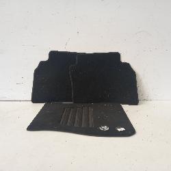 View Auto part Floor Mats Holden Commodore 2020