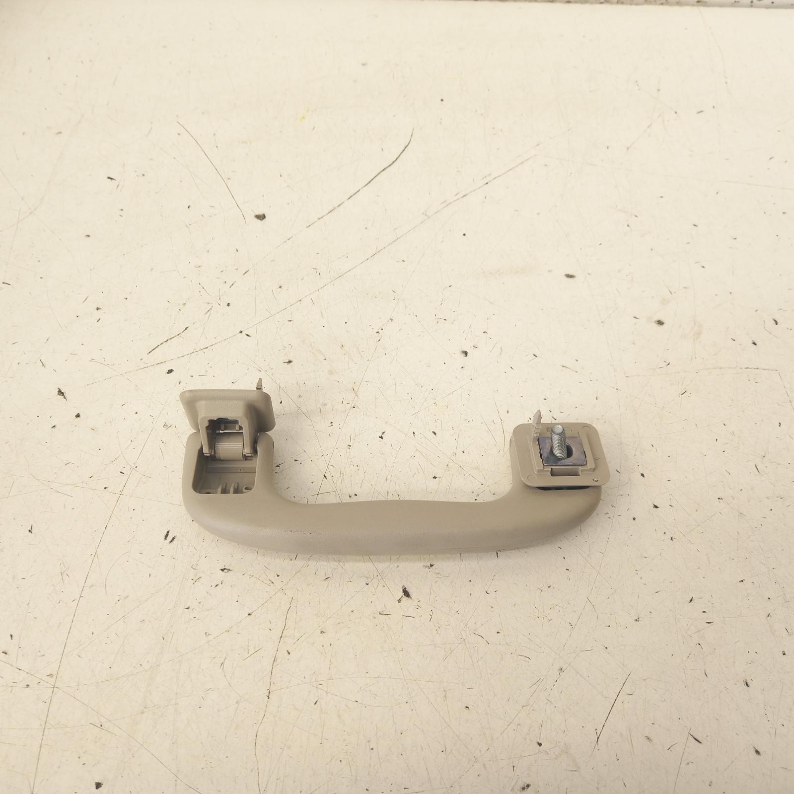 2020 Holden Commodore Grab Handle View Auto part Grab Handle Holden Commodore 2020