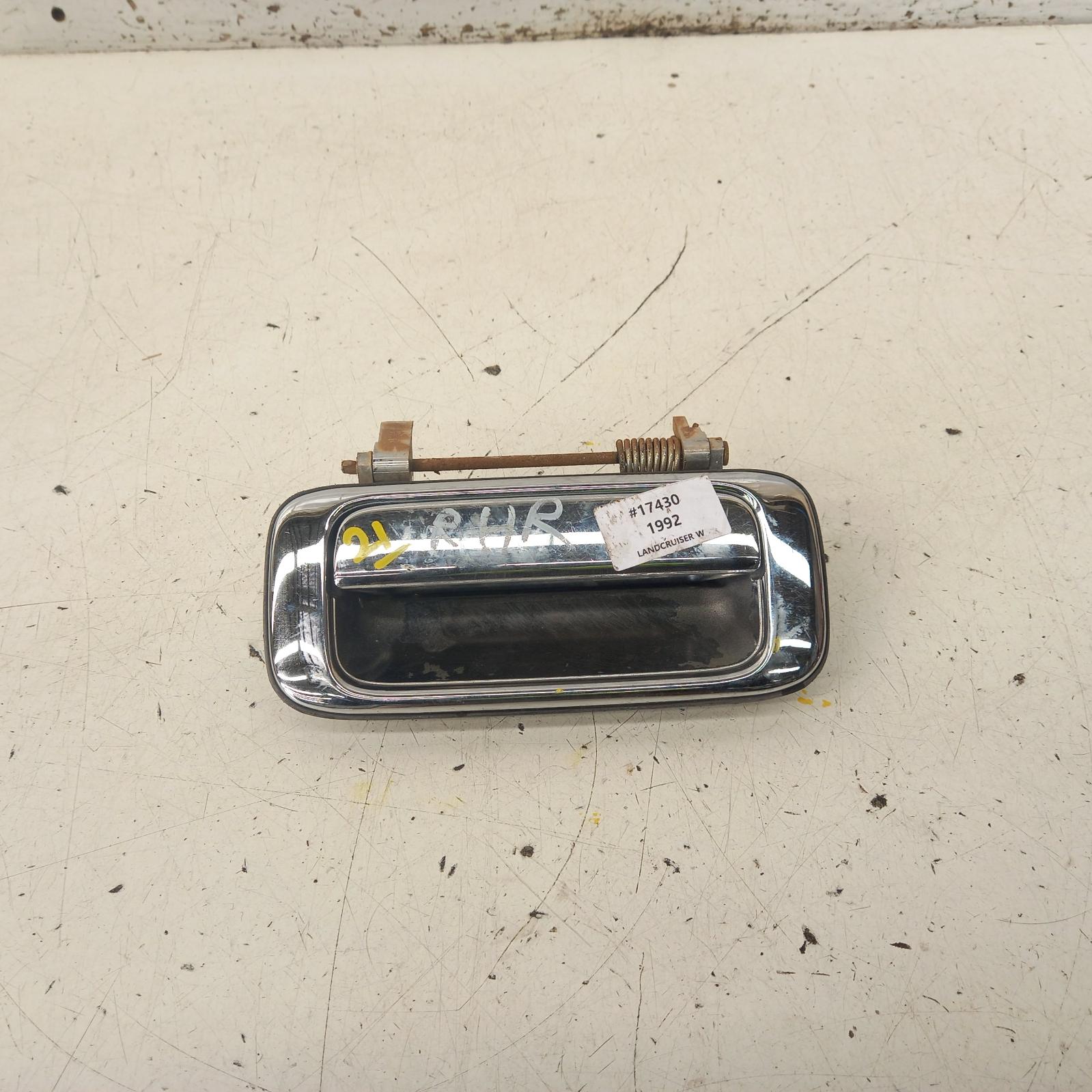 View Auto part Door Handle Toyota Landcruiser 1992