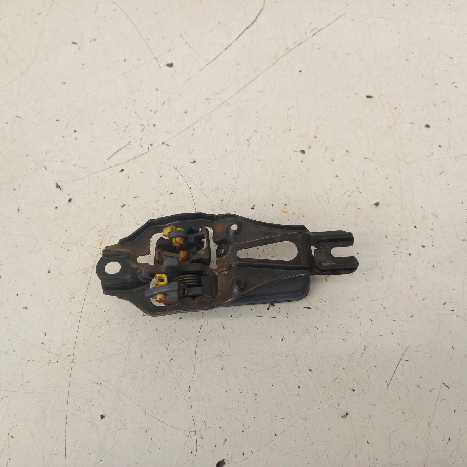 View Auto part Door Handle Toyota Landcruiser 1992