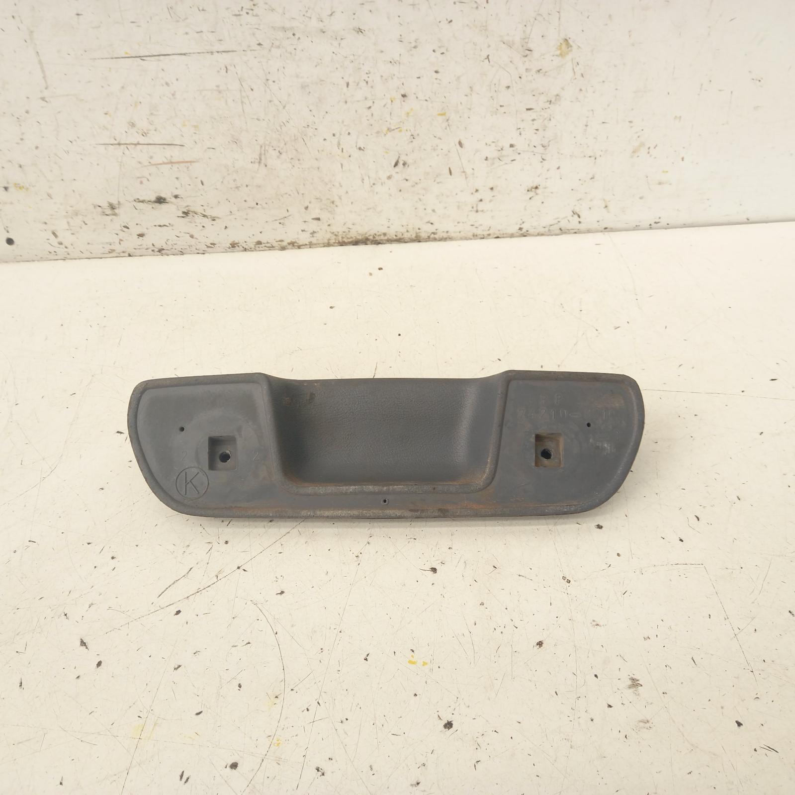 View Auto part Armrest Toyota Landcruiser 1992