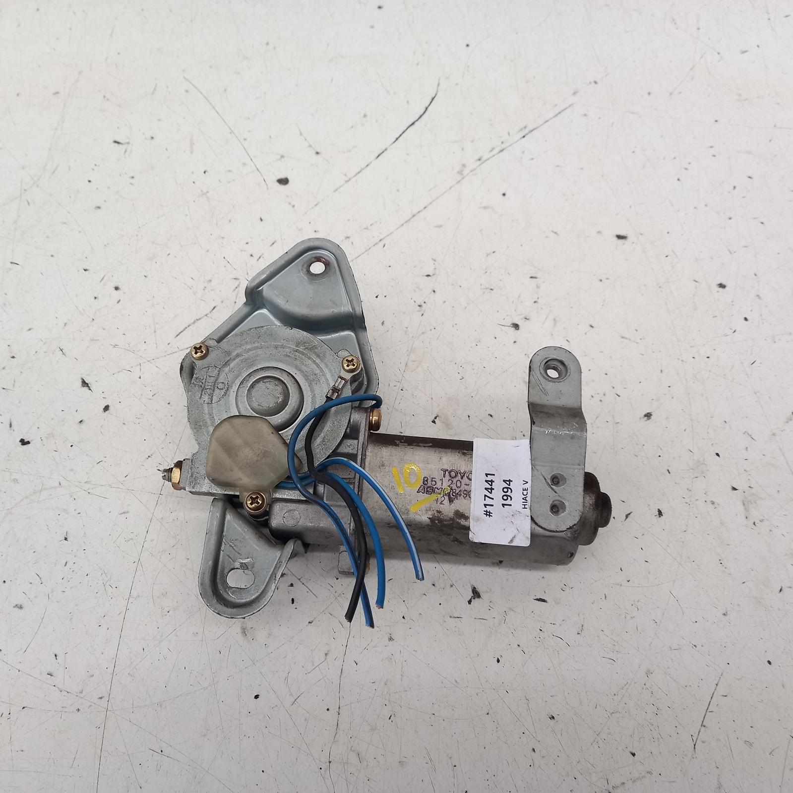 View Auto part Wiper Motor Toyota Hiace 1994