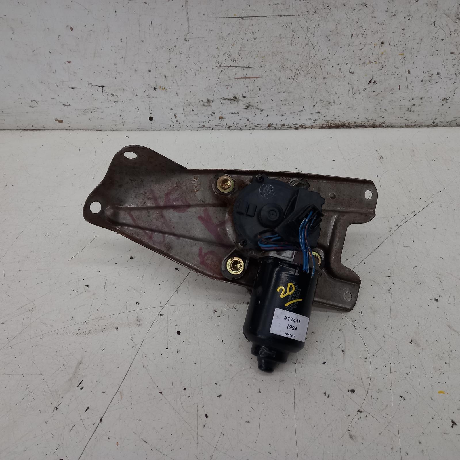 View Auto part Wiper Motor Toyota Hiace 1994