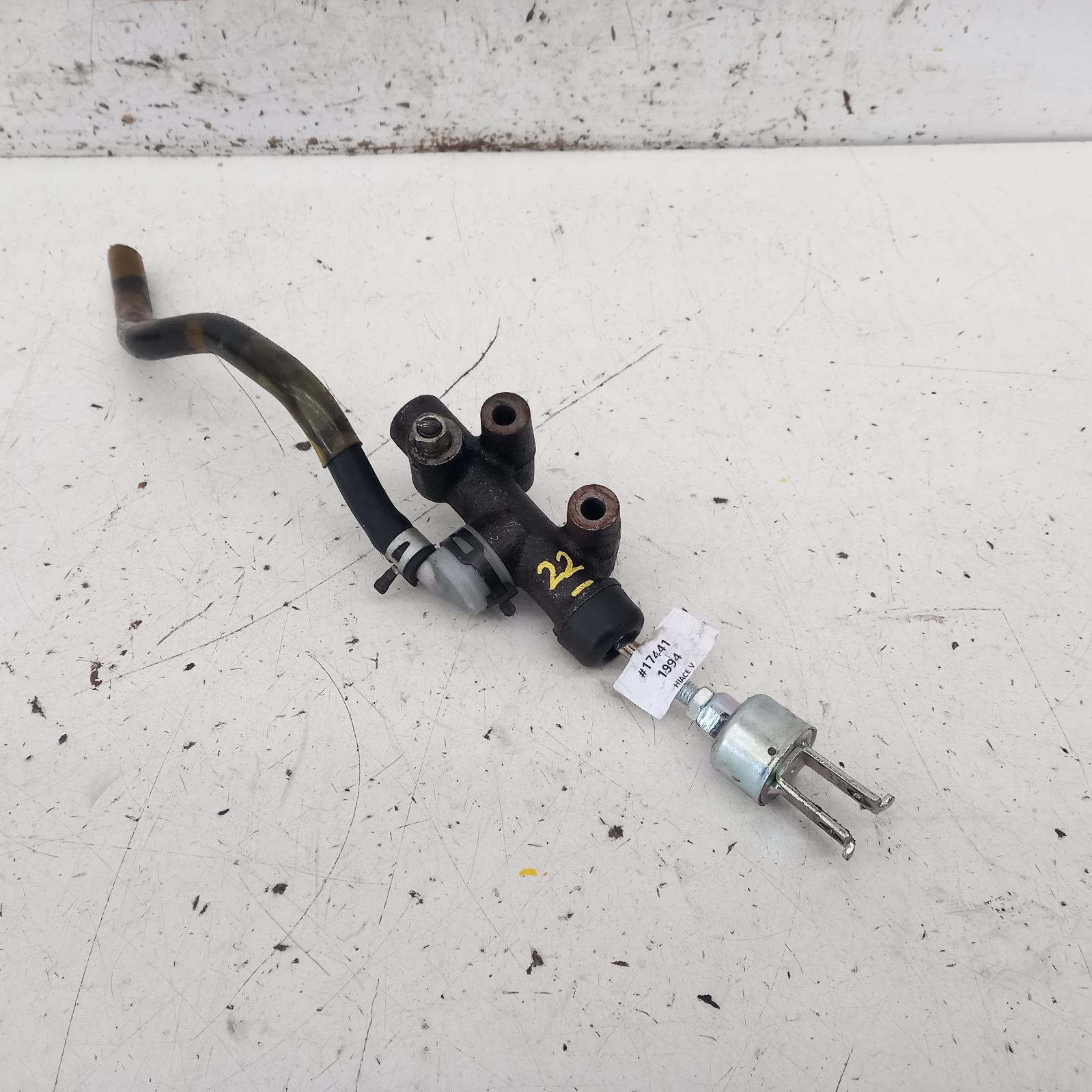 View Auto part Clutch Master Cylind Toyota Hiace 1994