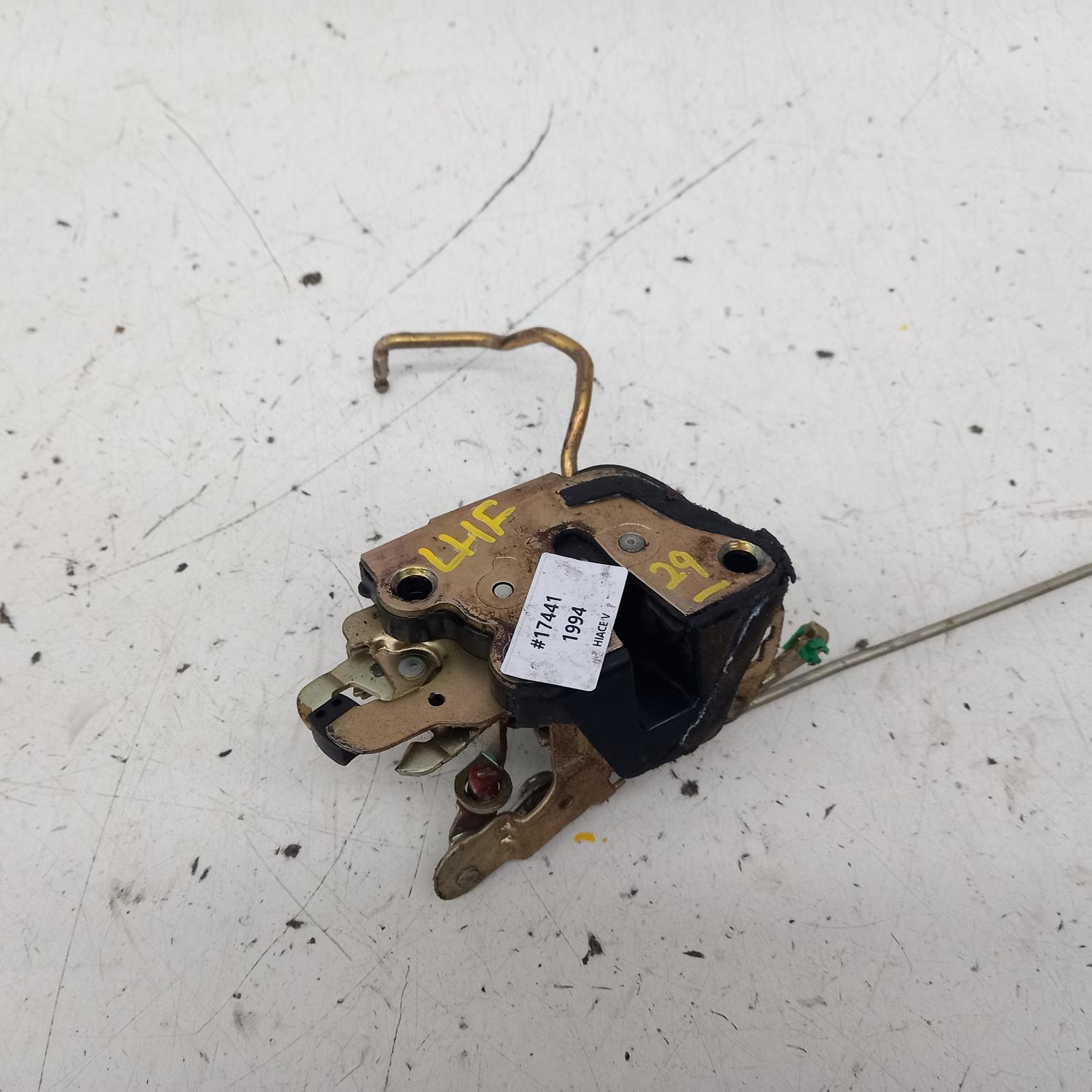 View Auto part Door/Boot/Gate Lock Toyota Hiace 1994