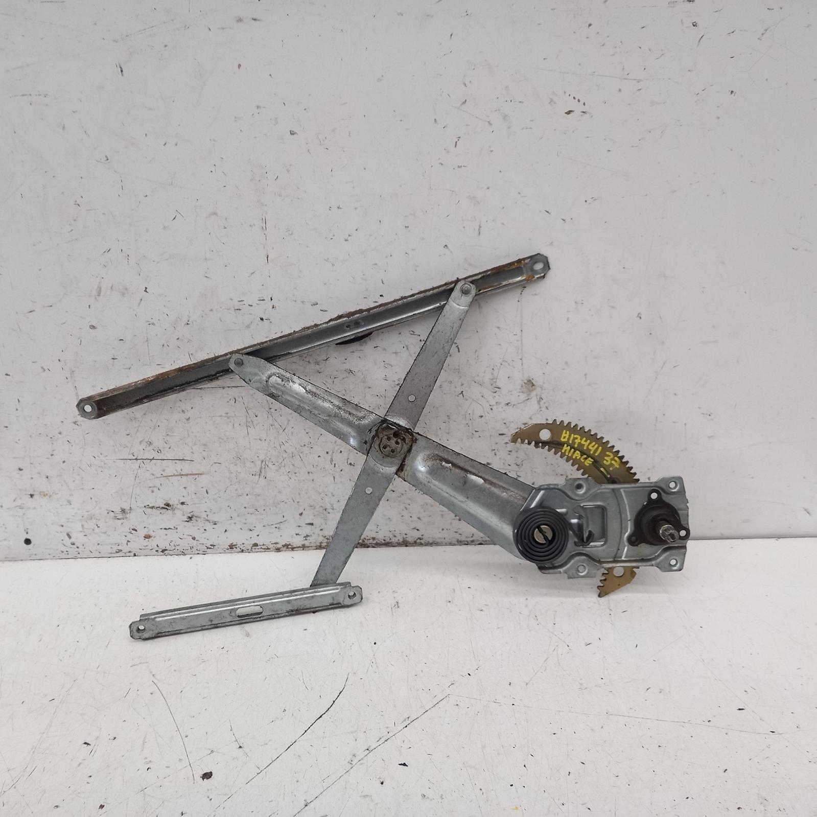 View Auto part Left Front Window Reg/Motor Toyota Hiace 1994