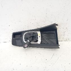 View Auto part Console Kia Rio 2011