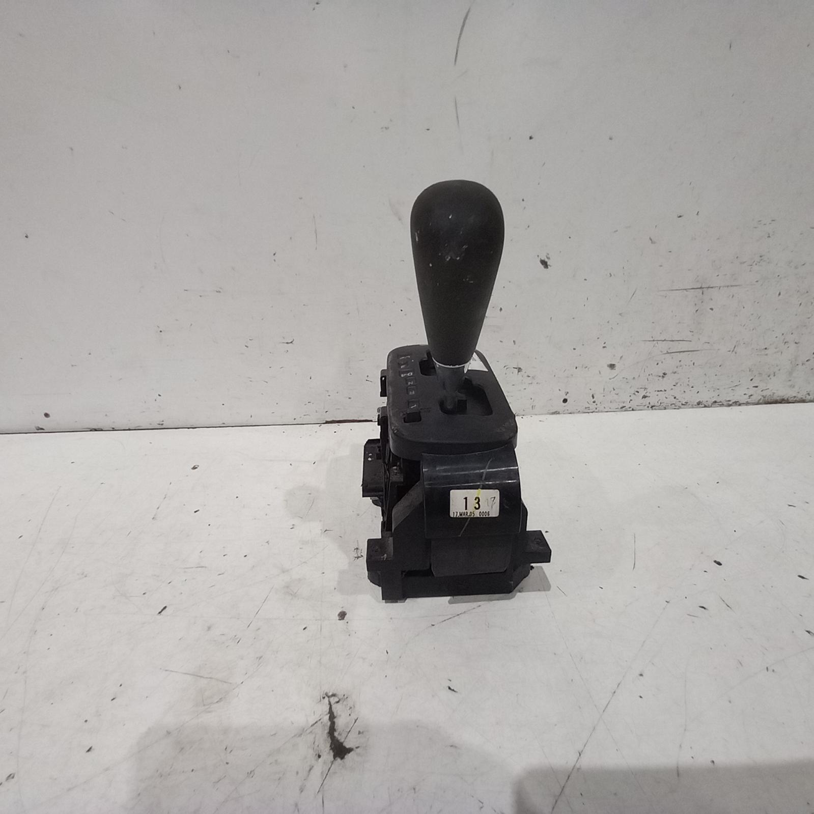 View Auto part Gear Stick/Shifter Toyota Hilux 2005