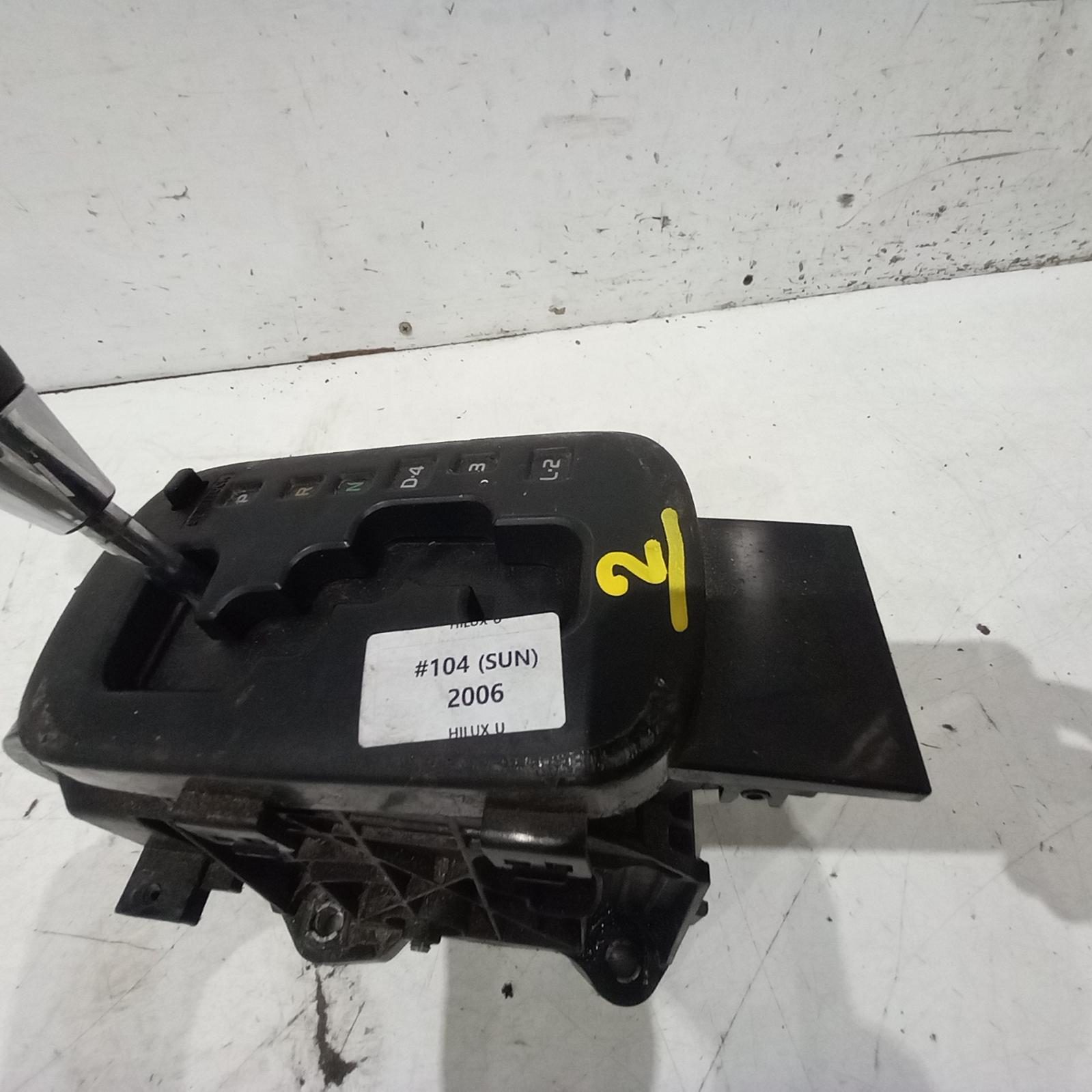 View Auto part Gear Stick/Shifter Toyota Hilux 2005