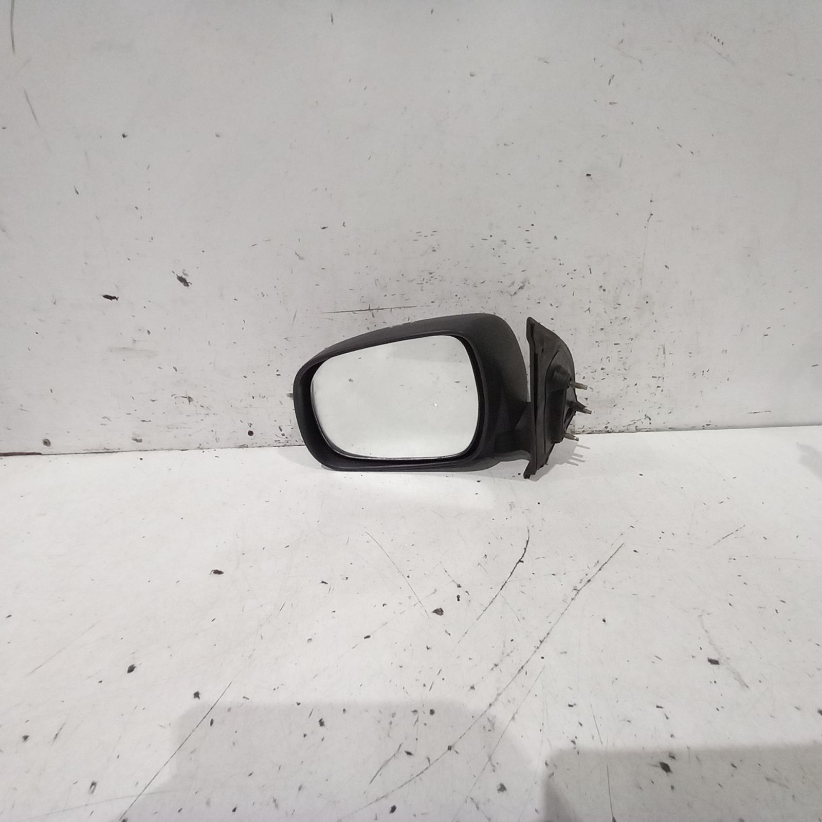 View Auto part Left Door Mirror Toyota Hilux 2005