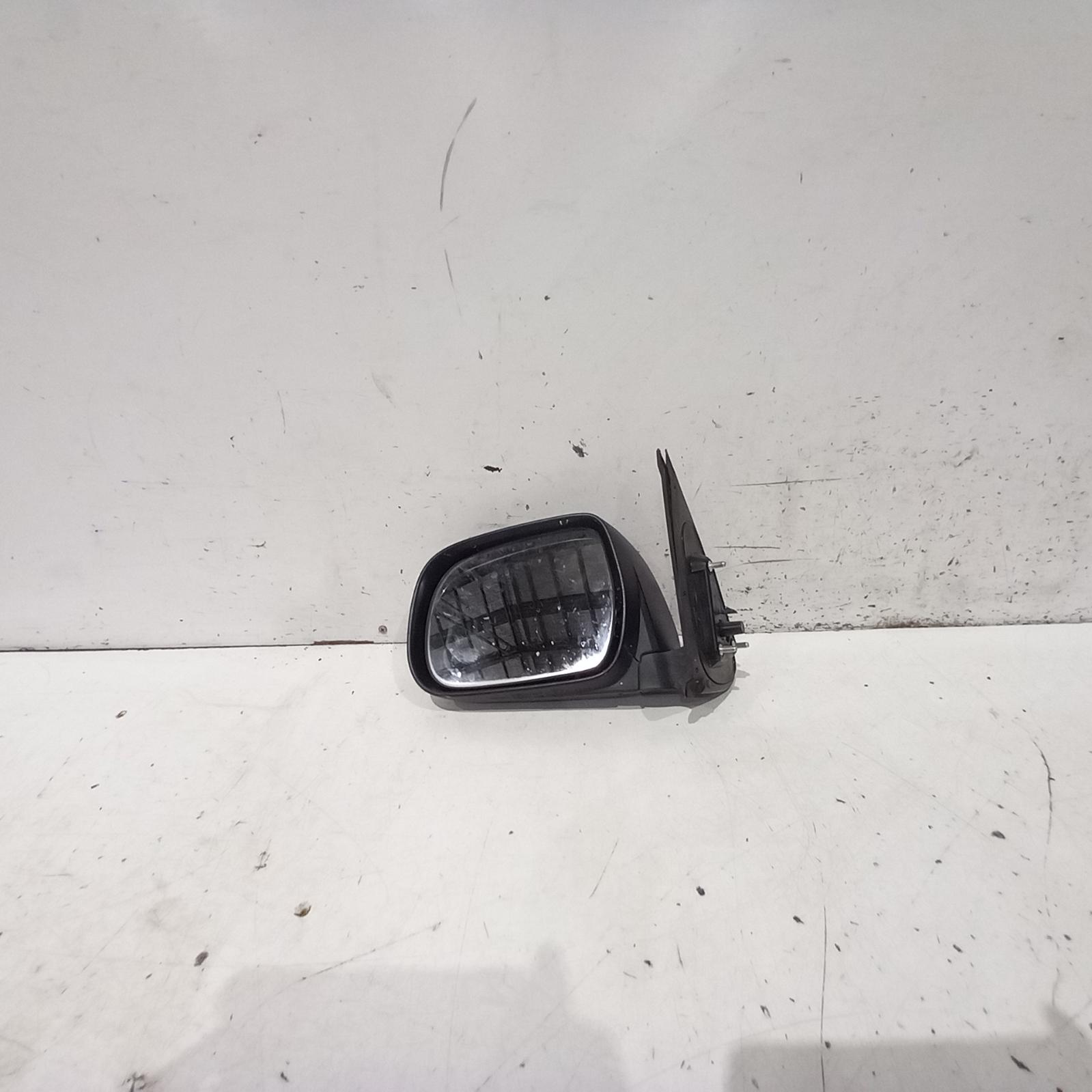 View Auto part Left Door Mirror Toyota Hilux 2006
