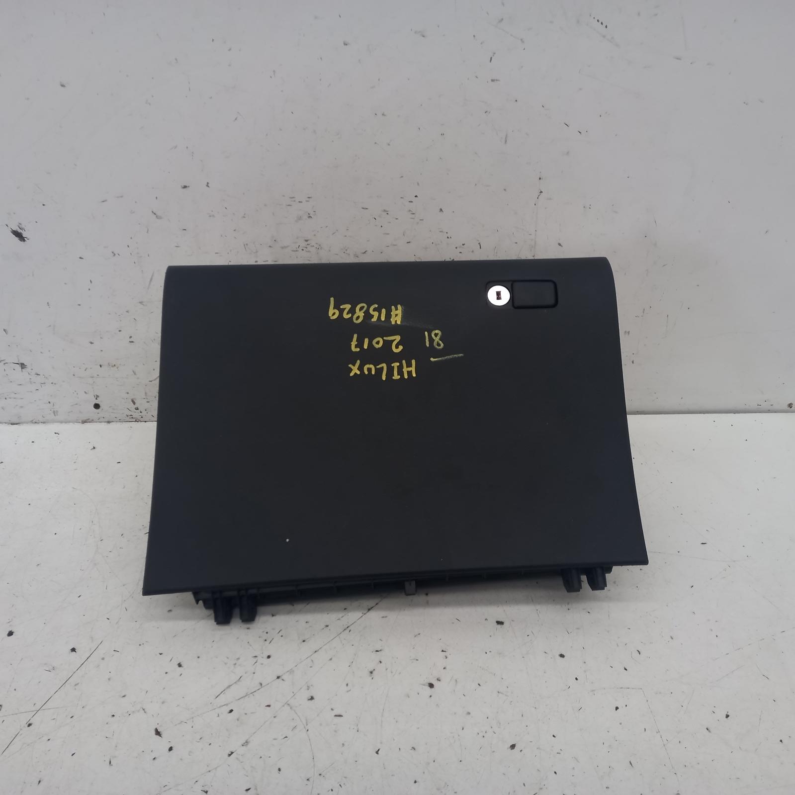 View Auto part Glove Box Toyota Hilux 2017