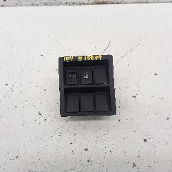 View Auto part Misc Switch/Relay Toyota Hilux 2017
