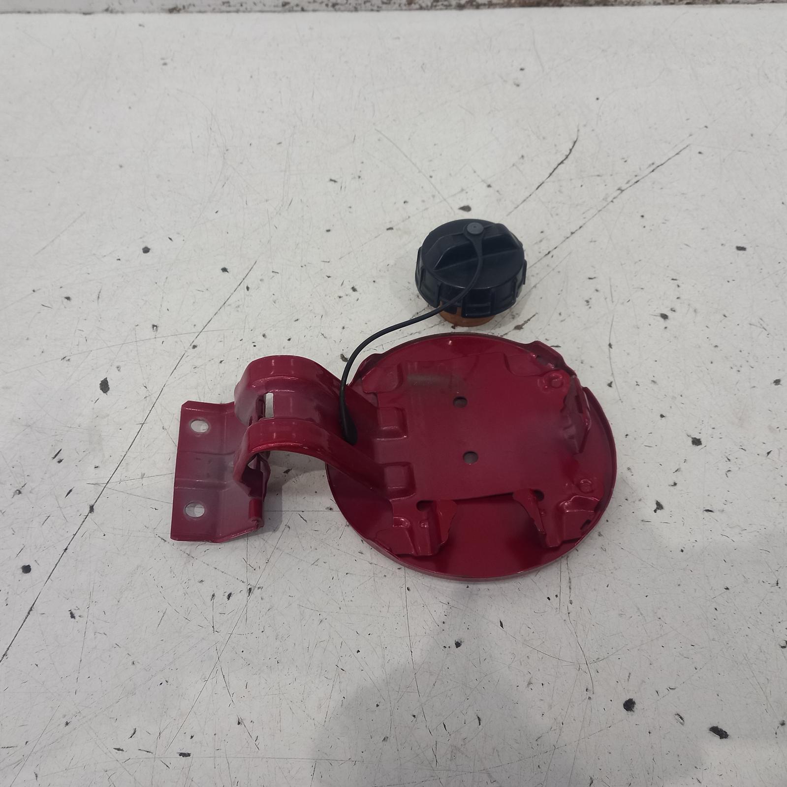 View Auto part Fuel Door / Filler Mitsubishi Lancer 2011