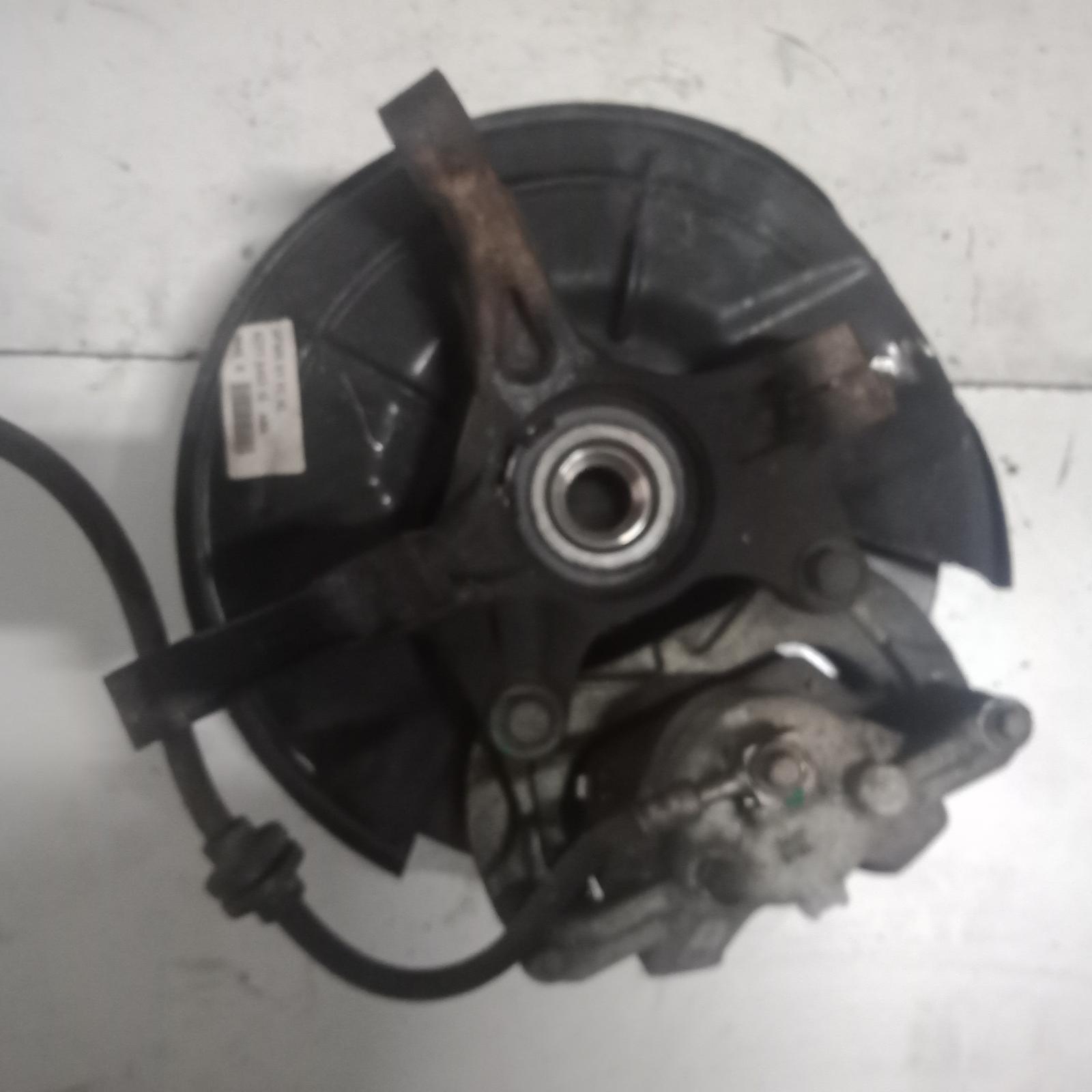 View Auto part Right Front Hub Assembly Holden Trax 2015