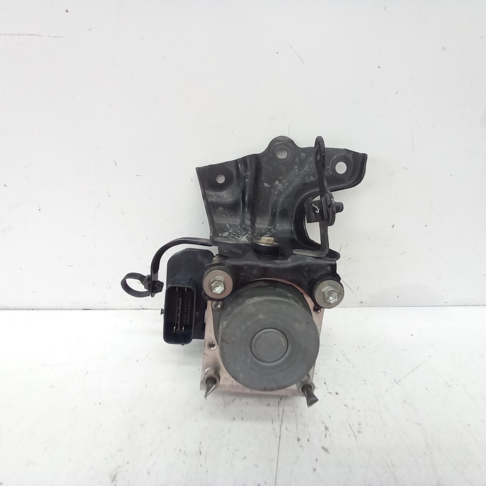 View Auto part Abs Pump/Modulator Toyota Corolla 2014