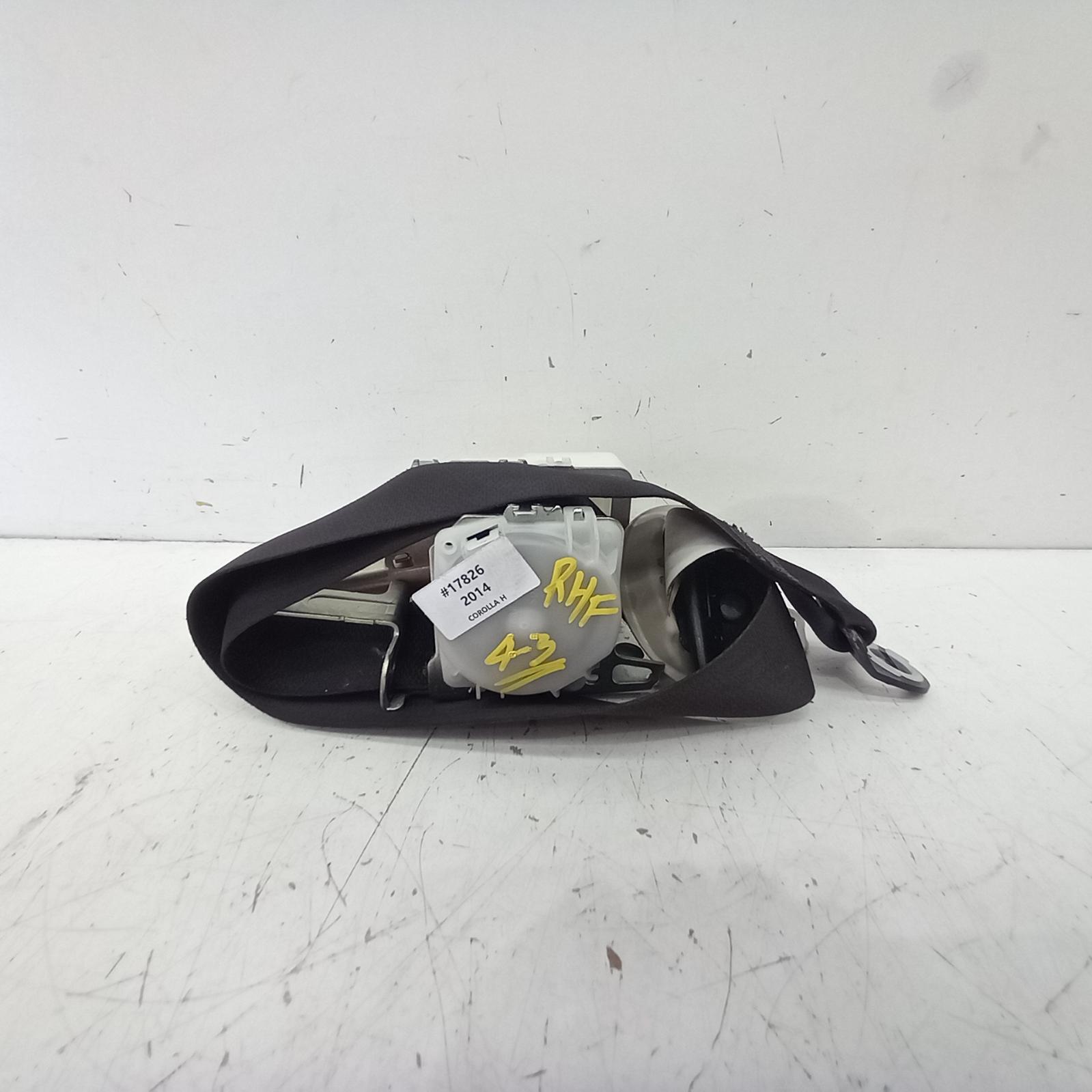 View Auto part Seatbelt/Stalk Toyota Corolla 2014