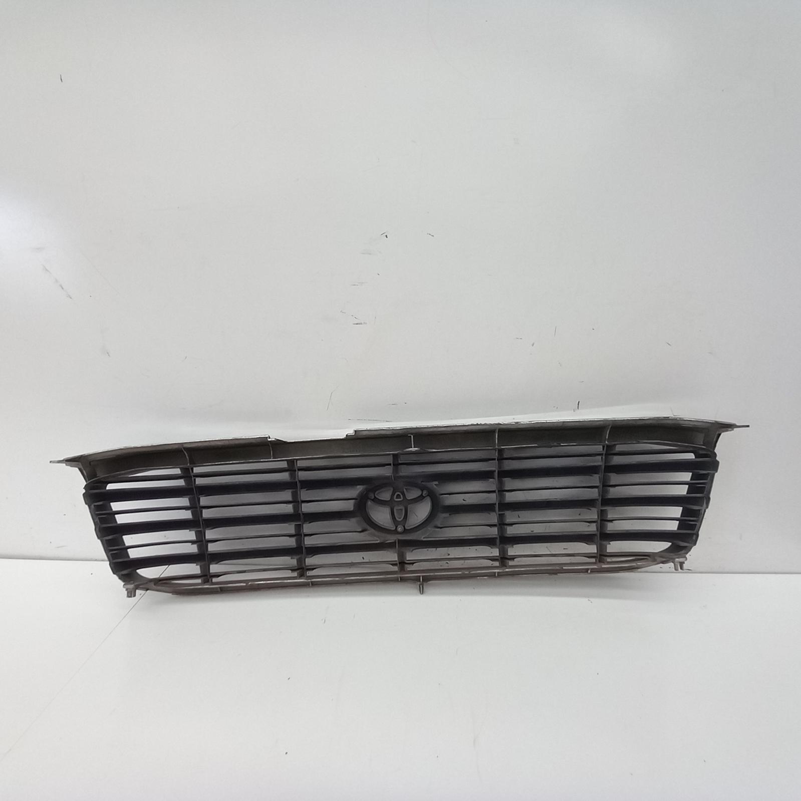 View Auto part Grille Toyota Landcruiser 2000
