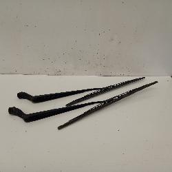 View Auto part Wiper Arm Toyota Landcruiser 2000