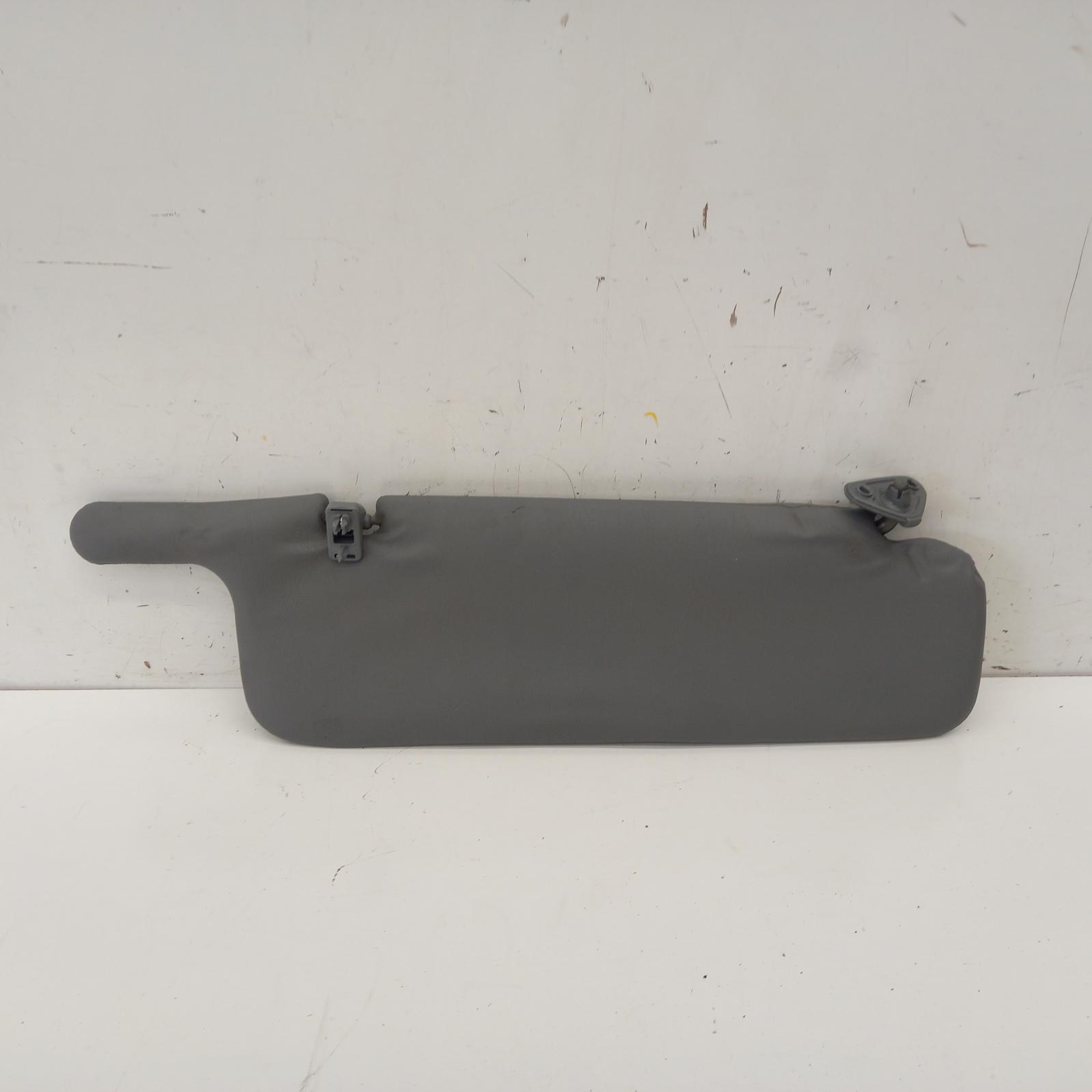 View Auto part Sunvisor Toyota Landcruiser 2000