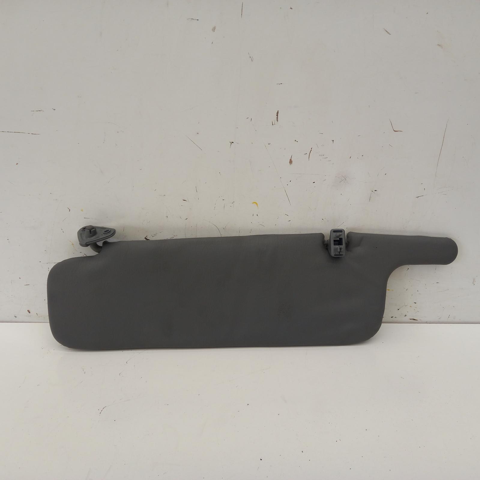 View Auto part Sunvisor Toyota Landcruiser 2000
