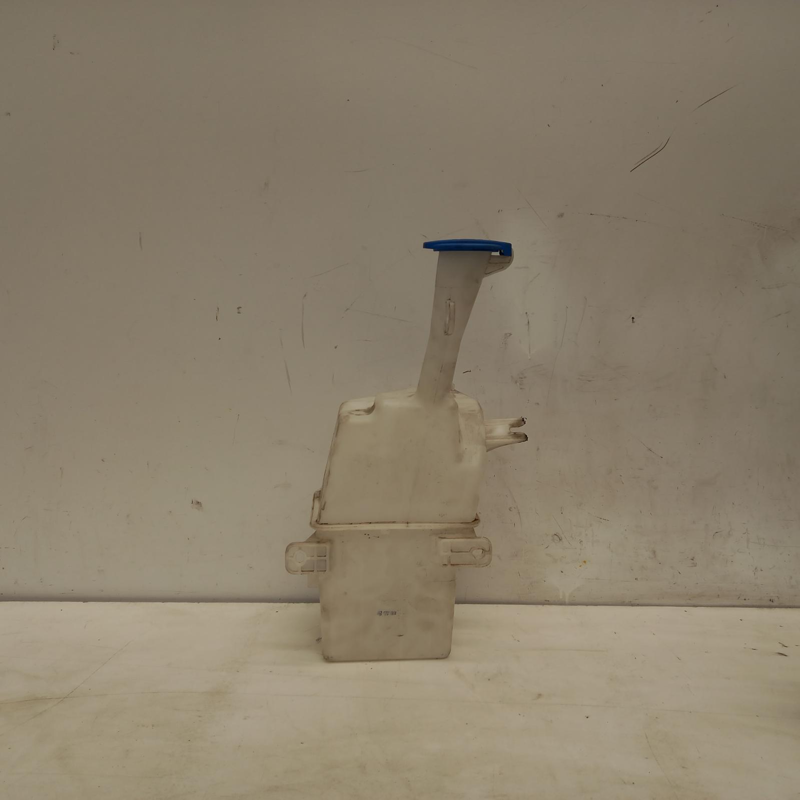 2019 Kia Cerato Washer Bottle View Auto part Washer Bottle Kia Cerato 2019