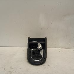 View Auto part Console Kia Cerato 2019
