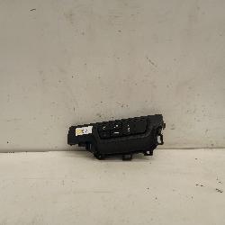 View Auto part Misc Switch/Relay Kia Cerato 2019