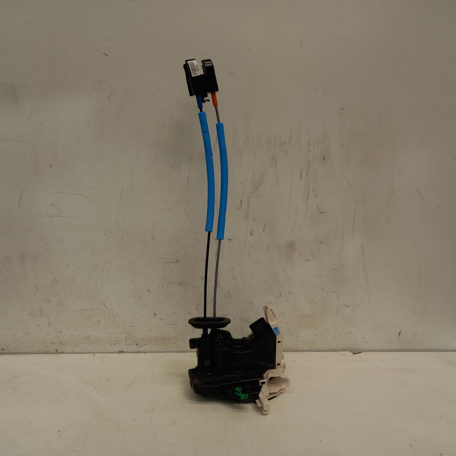 View Auto part Door/Boot/Gate Lock Kia Cerato 2019