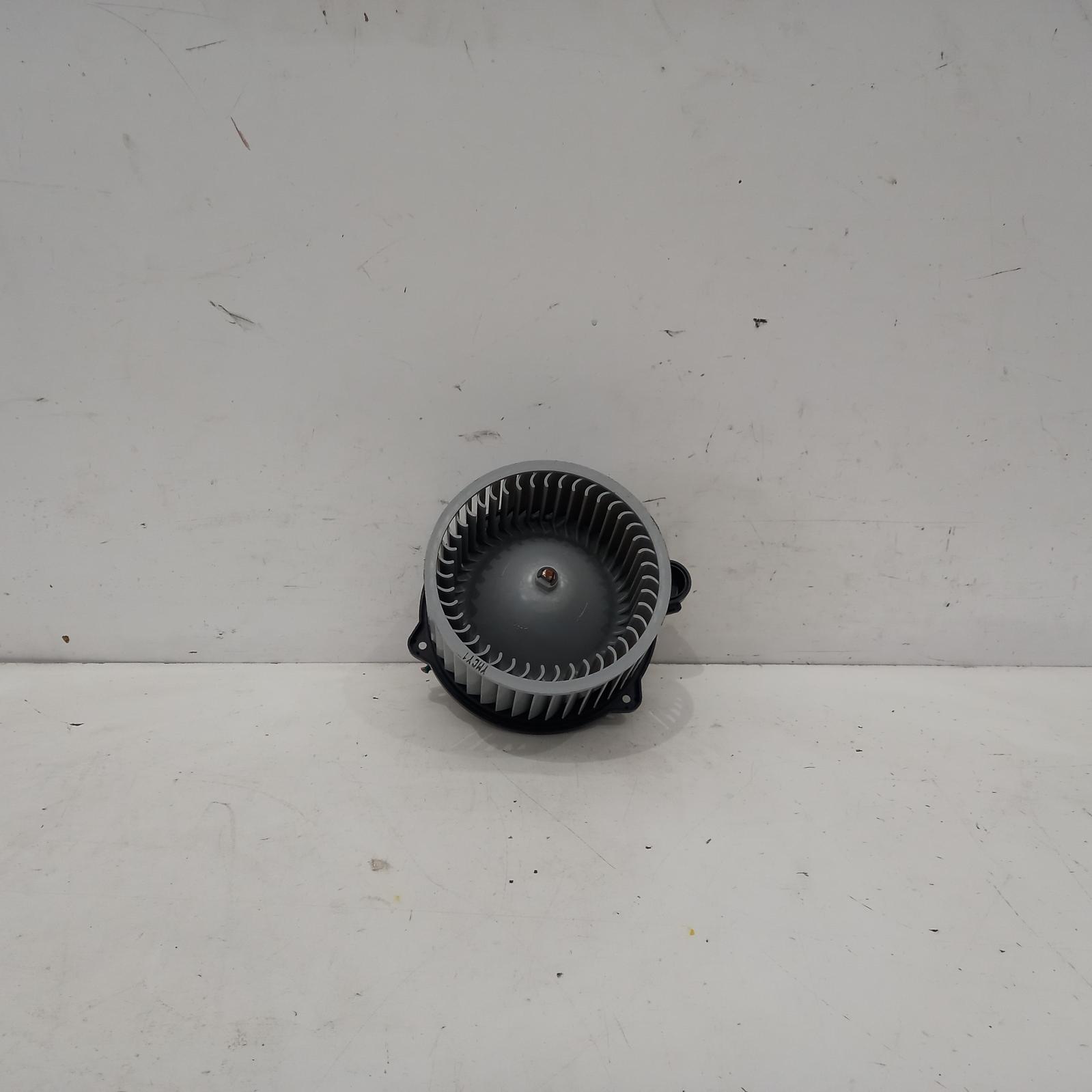 View Auto part Heater Fan Motor Hyundai Elantra 2017