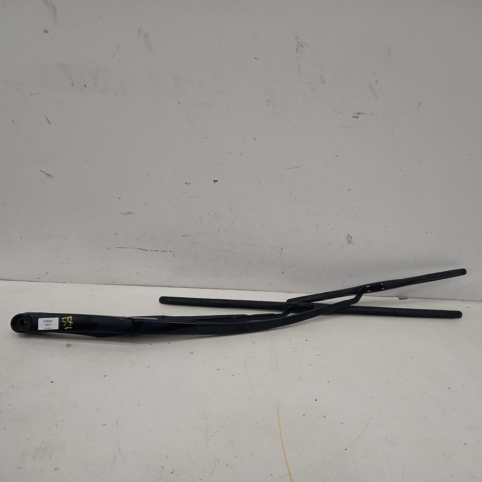 View Auto part Wiper Arm Hyundai Elantra 2017