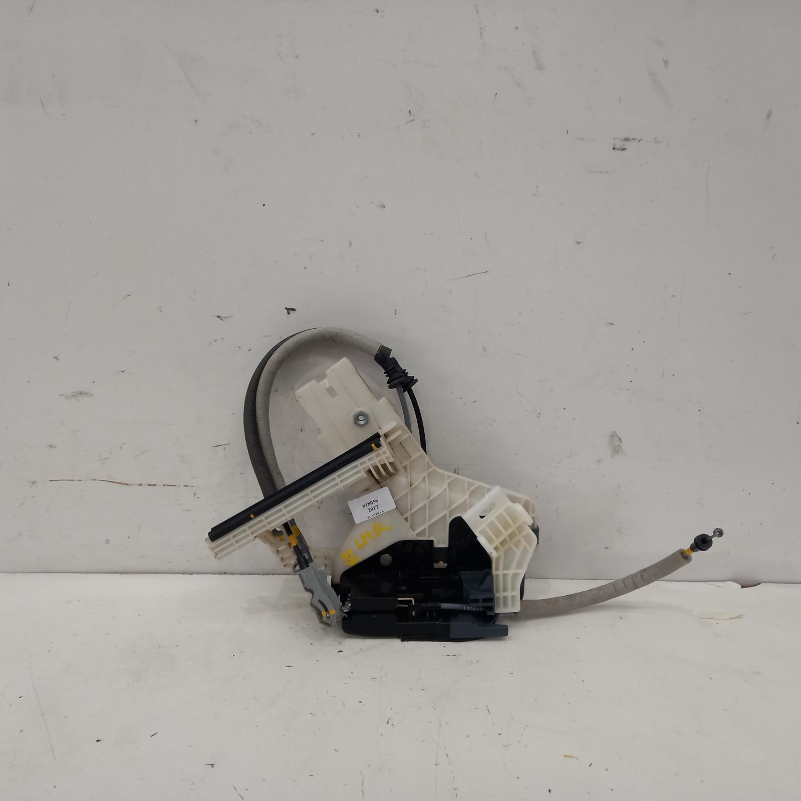 View Auto part Door/Boot/Gate Lock Hyundai Elantra 2017