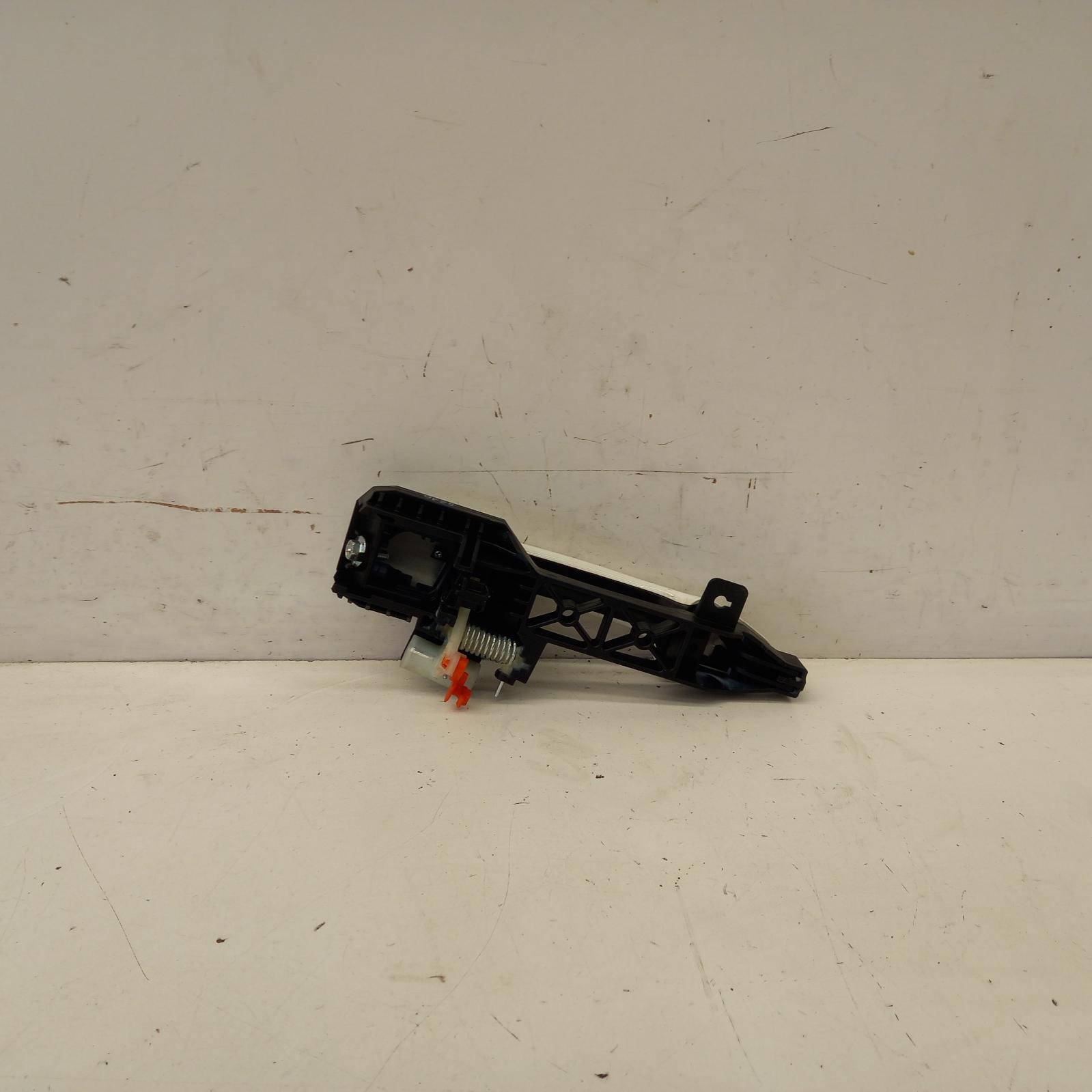 View Auto part Door Handle Kia Cerato 2019