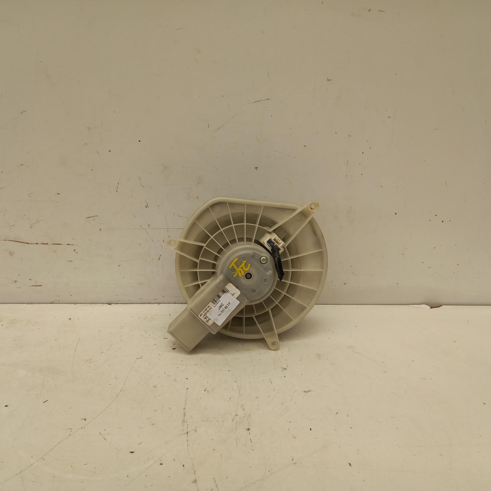 View Auto part Heater Fan Motor Dodge Nitro 2007